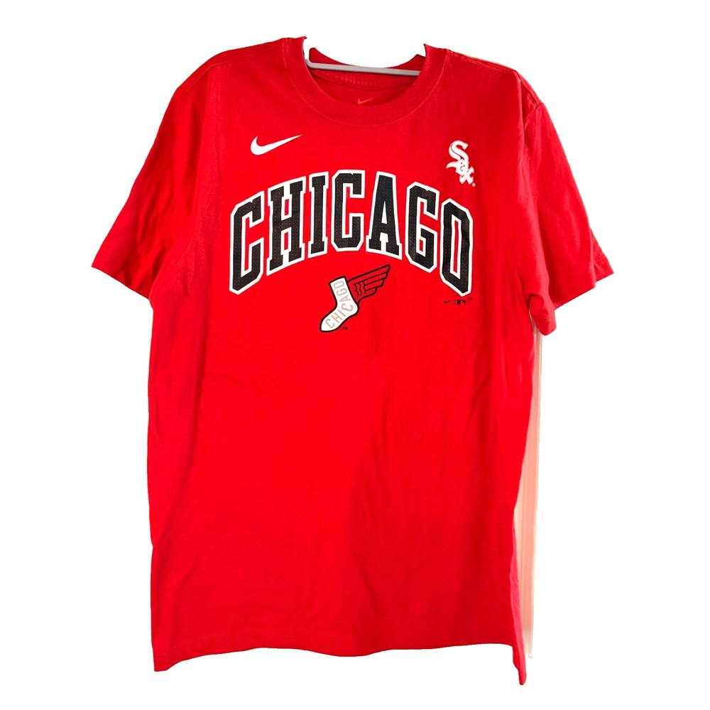 Nike Medium Men's MLB Chicago White Sox Red t-shirt #88 Luis Robert, Jr. NWT